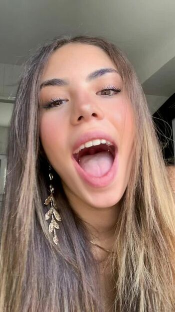 lauraalguaciil