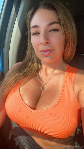 laurakelly