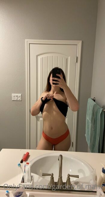 lauramarie11
