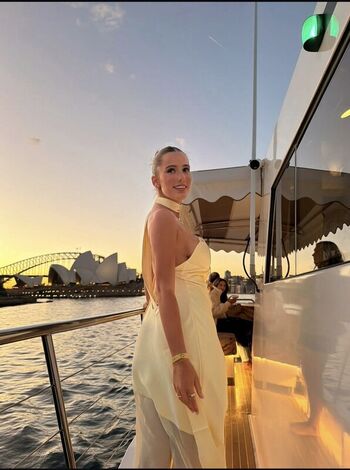 Lauramjj