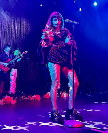 Lauren Mayberry