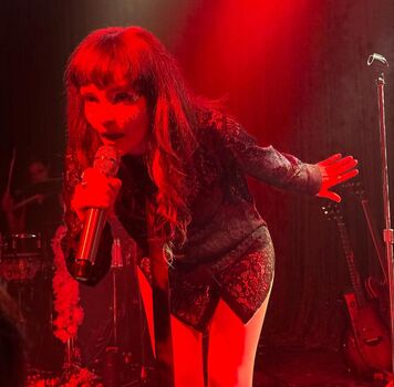 Lauren Mayberry