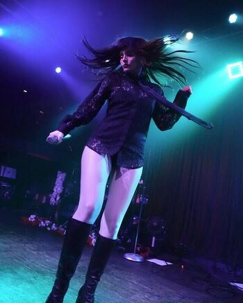 Lauren Mayberry