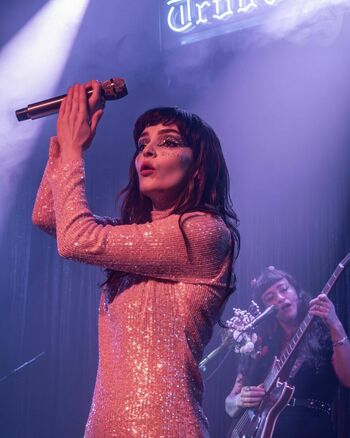 Lauren Mayberry