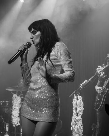 Lauren Mayberry