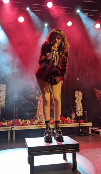 Lauren Mayberry