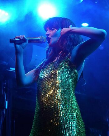 Lauren Mayberry