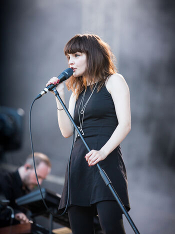 Lauren Mayberry