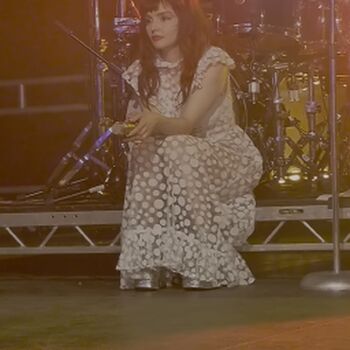 Lauren Mayberry