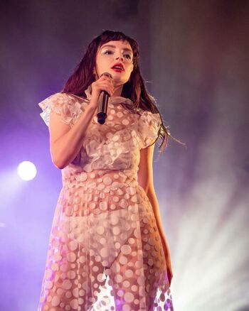 Lauren Mayberry