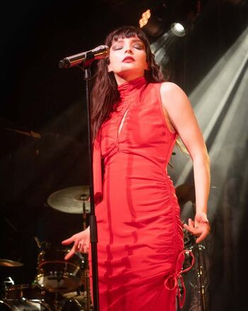 Lauren Mayberry
