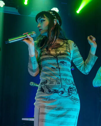 Lauren Mayberry