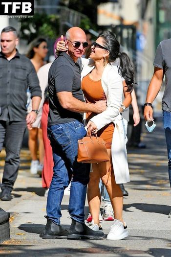 Lauren Sanchez