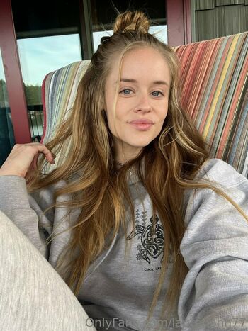 laurenann77