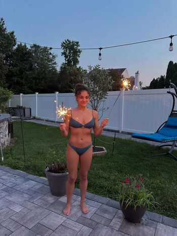 Laurie Hernandez