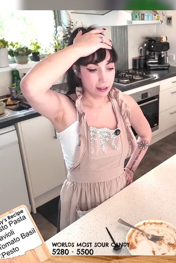 Layna Lazar