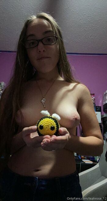 Leahrose12