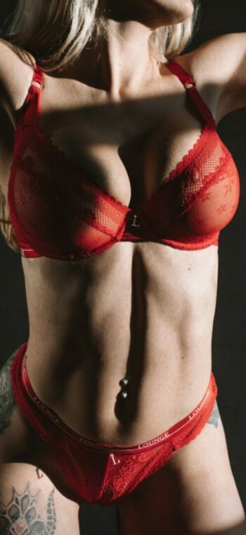 Leanne Carr