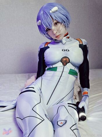 Lee_Ex