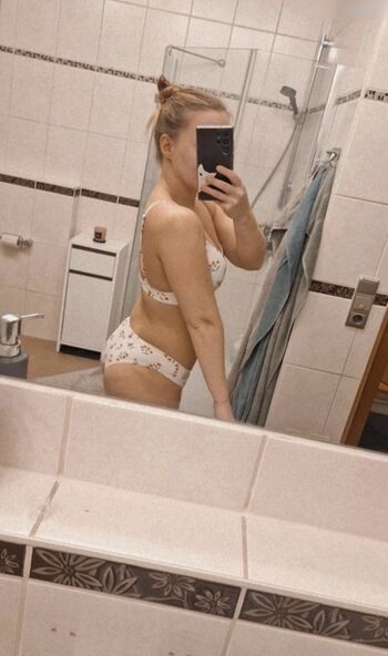 Leelaniii