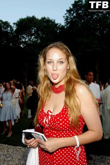 Leelee Sobieski