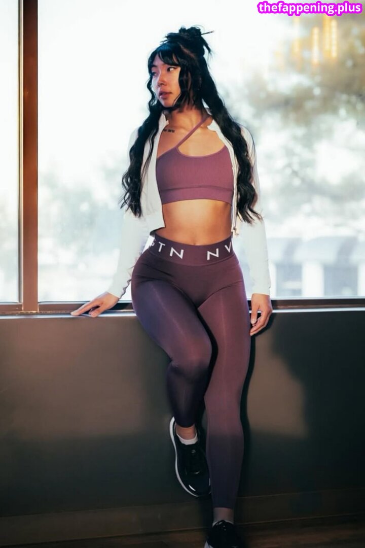Leigh Laurel