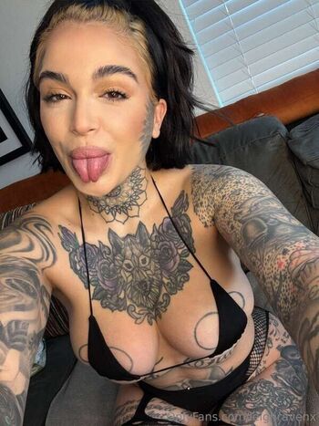 Leigh Raven