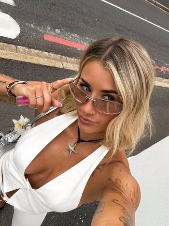 Lena Ajoy
