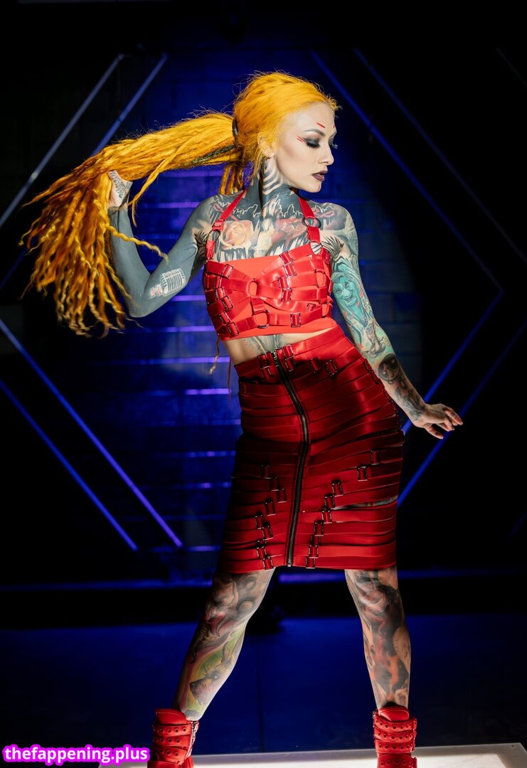 Lena Scissorhands