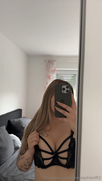lena-sophieoffi2