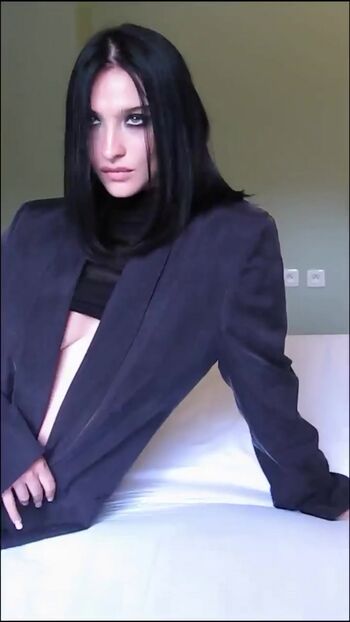 Lera Abova