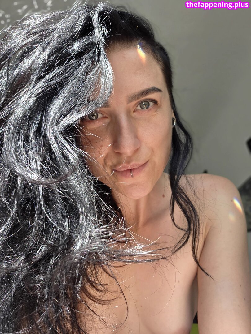 Levity_opossum