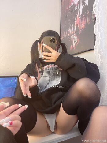 lewdgirlfriend