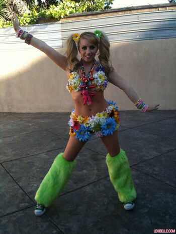 Lexi Belle