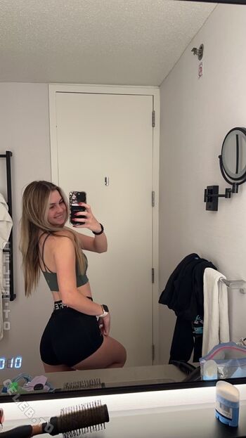 Lexi Smith