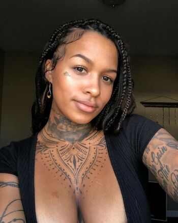 LexOnTheMoonn