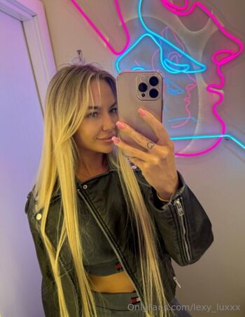 lexy_luxxx