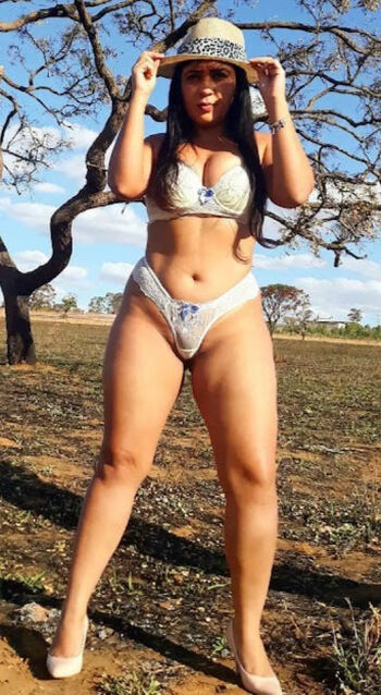 Lia Castro
