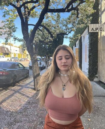 Lia Marie Johnson
