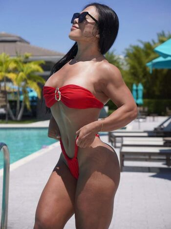 Lili Dong
