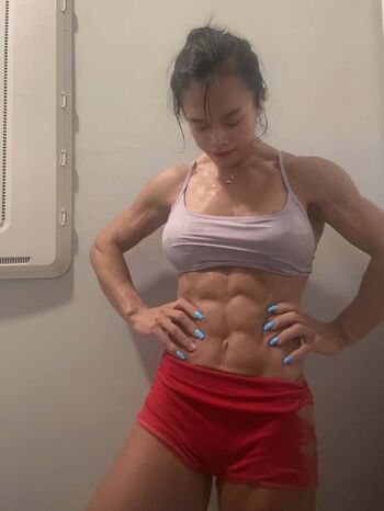 Lili Dong