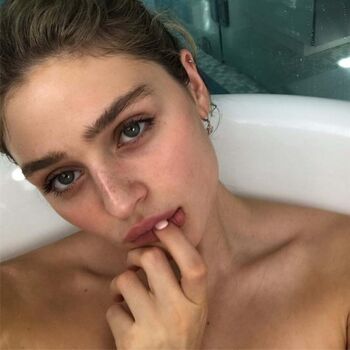 Lilliya Scarlett Reid