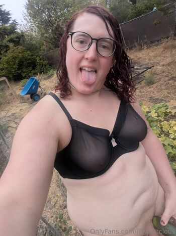 lillylustcious
