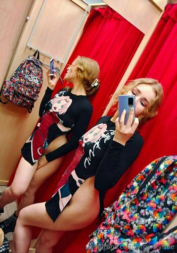 lilroxxxyfree