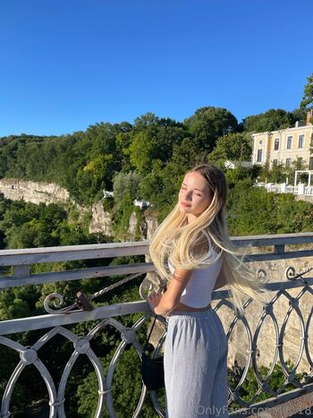 lily.18