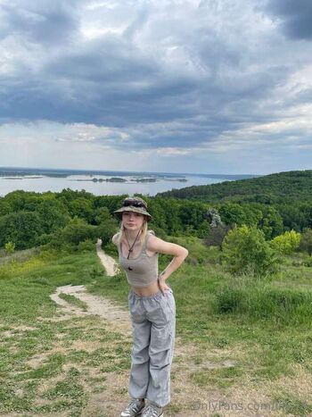 lily.18