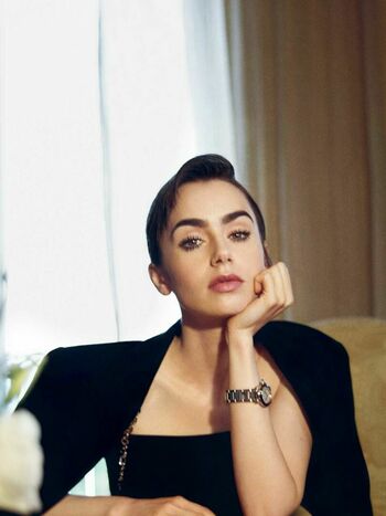 Lily Collins