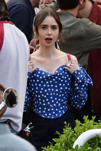 Lily Collins