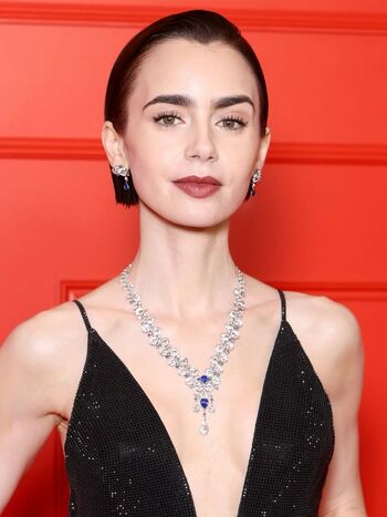 Lily Collins