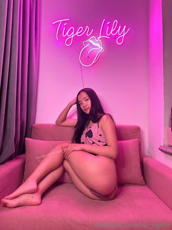 lily_tigerrr